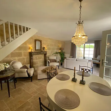 Clos Stella Holiday home Merignas